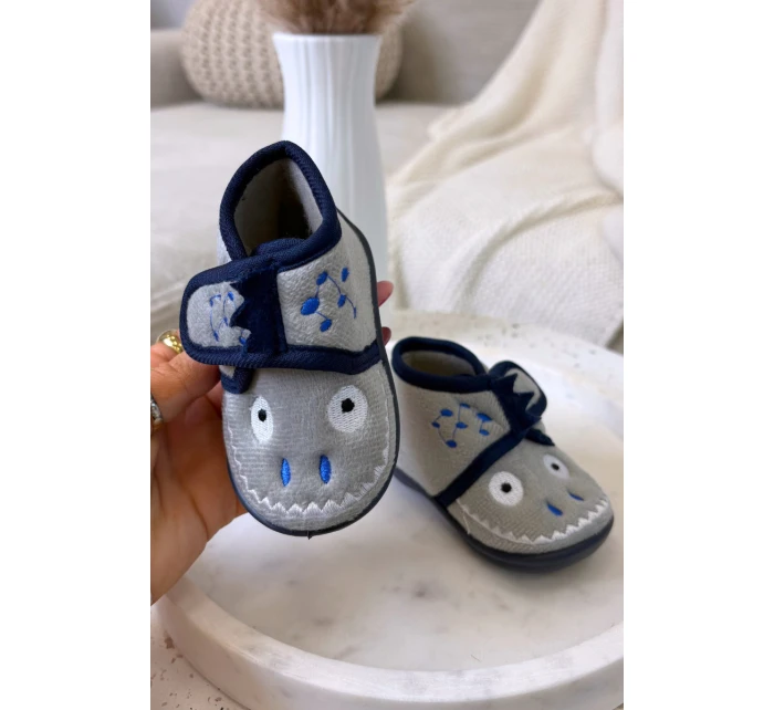 Dětské pantofle na suchý zip šedé Jeselle