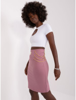 Pletená sukňa s aplikáciou v prachovo ružovej farbe