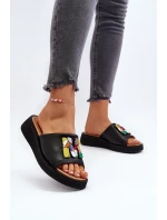 Dámske kožené papuče s čiernym lemovaním Asames