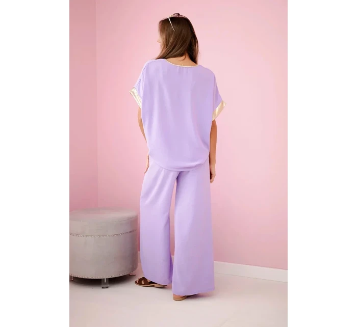 Viskózová súprava so zlatým lemovaním svetlo fialová Viskózová súprava so zlatým lemovaním svetlo fialová