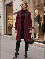 Elegantný dámsky kabát s výstrihom a opaskom v bordovej farbe, FashionStreet NY0786 Elegantný dámsky kabát s výstrihom a opaskom v bordovej farbe, FashionStreet NY0786