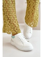 Nízke dámske tenisky z ekokože na platforme bielo-zelené Nevelena Nízke dámske tenisky z ekokože na platforme bielo-zelené Nevelena