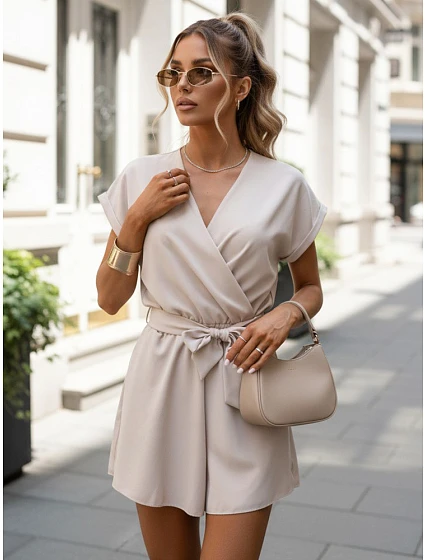 Kombinezon damski z dekoltem beżowy model 22198773 - FashionStreet