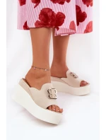 Klapki Na Platformie I Koturnie Z Ozdobą Beżowe Tanonea Klapki Na Platformie I Koturnie Z Ozdobą Beżowe Tanonea