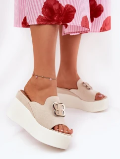 Klapki Na Platformie I Koturnie Z Ozdobą Beżowe Tanonea