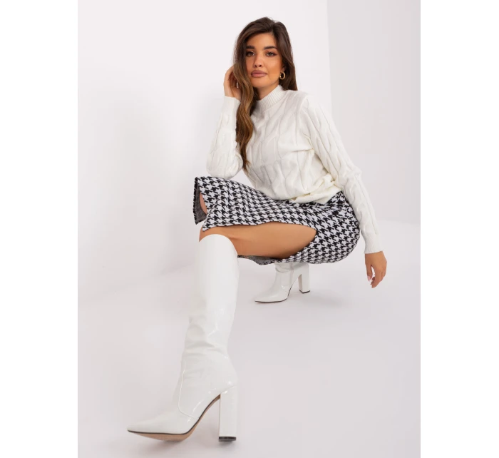 Sukňa LK SD 509400 1.09P biela a čierna