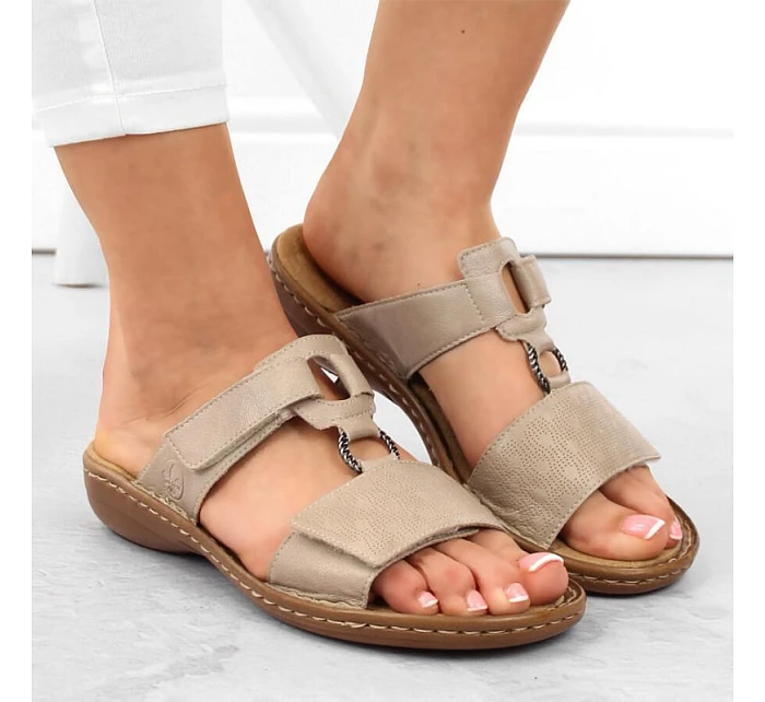 Pohodlné žabky W model 22050680 beige - Rieker