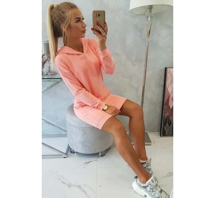 model 18744982 šaty s kapucí - K-Fashion model 18744982 šaty s kapucí - K-Fashion