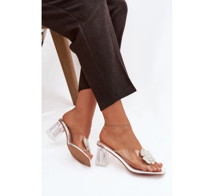 Žabky na podpätku model 225136 Krok vo veľkom štýle