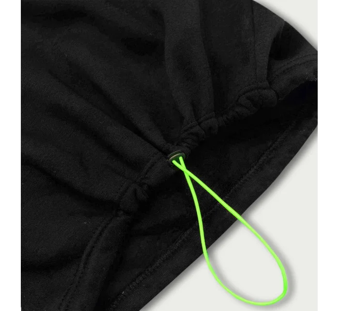 Krátká černá dámská bavlněná tepláková mikina model 17231884 - J.STYLE Krátká černá dámská bavlněná tepláková mikina model 17231884 - J.STYLE