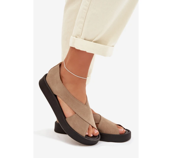 Dámské sandály model 22027703 z přírodního semiše Béžové - Zazoo