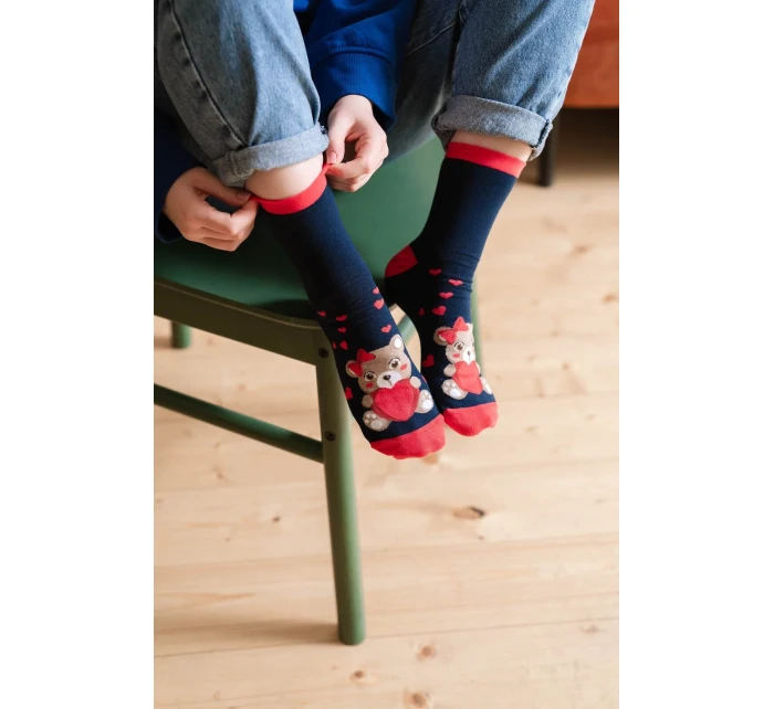 Dámské ponožky model 14559108 Srdce - Steven Dámské ponožky model 14559108 Srdce - Steven