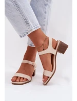 Sandále na podpätku model 225112 Vykročte štýlovo