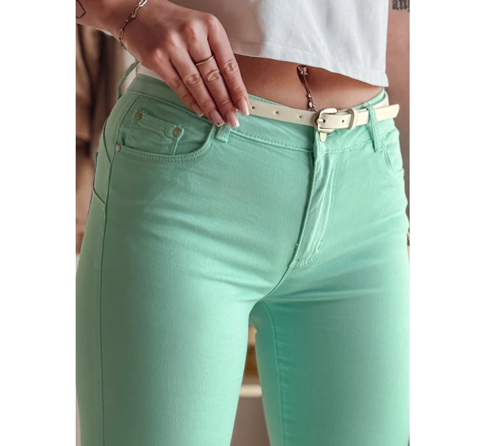 Dámské úzké kalhoty s páskem mint Dstreet model 21985230 - FashionStreet