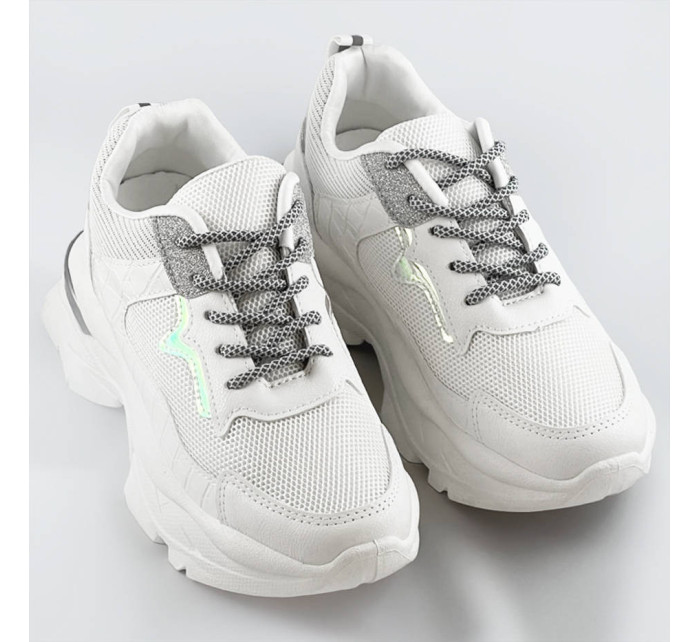 Biele šnurovacie dámske športové topánky (LU-3)