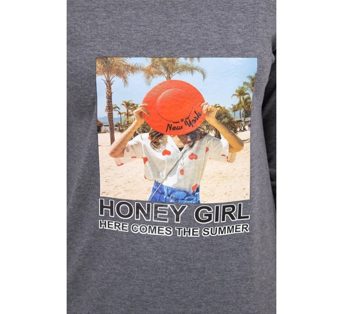 Šaty s potlačou Honey girl v grafitovej farbe Šaty s potlačou Honey girl v grafitovej farbe