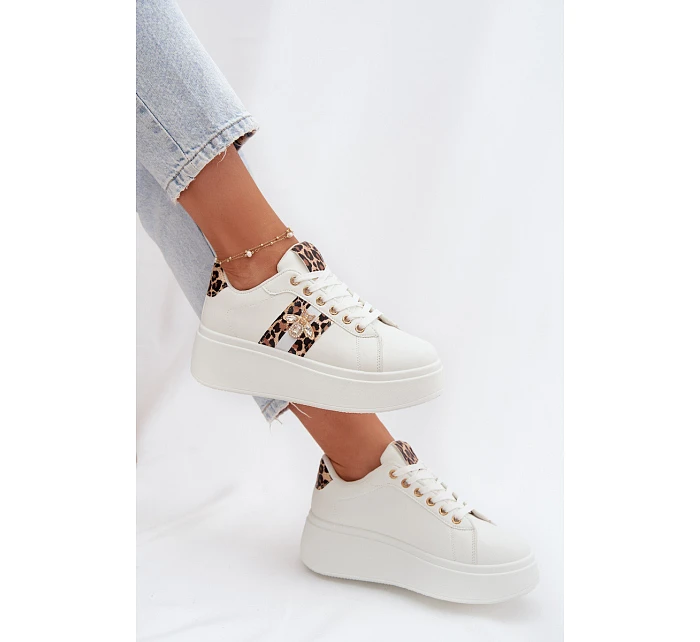 Dámské tenisky na platformě s přezkou Bílá leopardí vzor Palvessa Dámské tenisky na platformě s přezkou Bílá leopardí vzor Palvessa