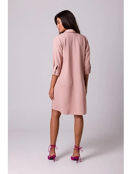 model 18407171 Rozšířené košilové šaty růžové - BeWear model 18407171 Rozšířené košilové šaty růžové - BeWear
