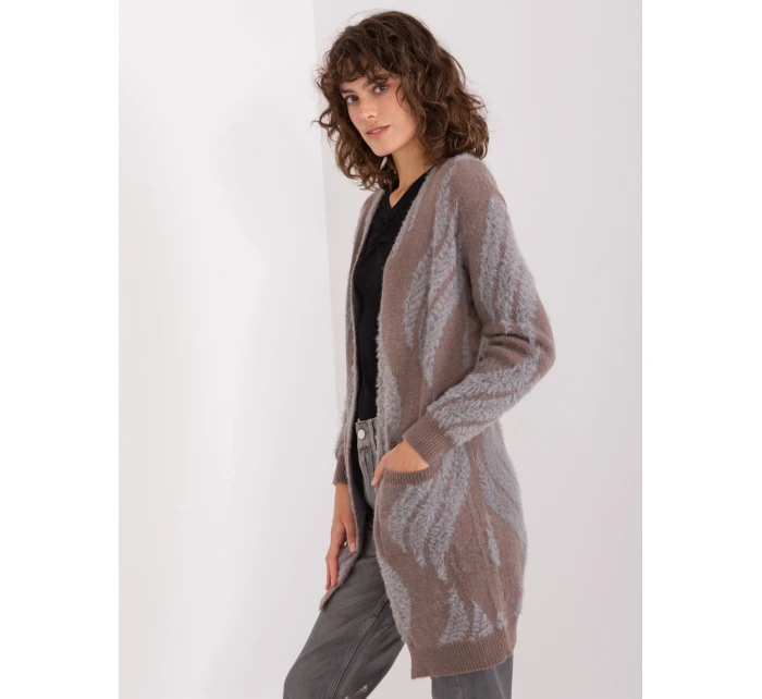 Sweter AT SW model 19014842 ciemny brązowy - FPrice Sweter AT SW model 19014842 ciemny brązowy - FPrice