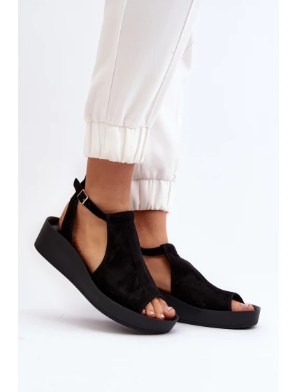 model 21646128 Dámské sandály z semiše Černé - Zazoo