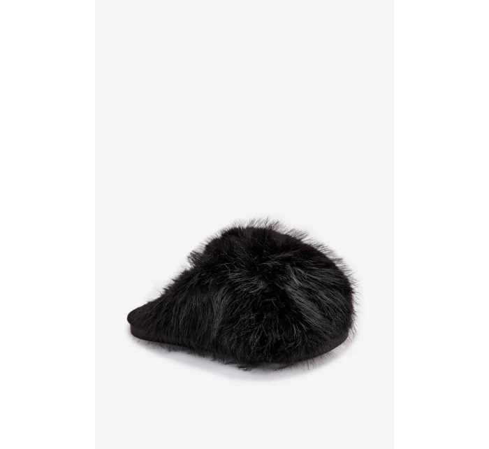 Kožešinové dámské pantofle černé model 21709082 - Boto Kožešinové dámské pantofle černé model 21709082 - Boto