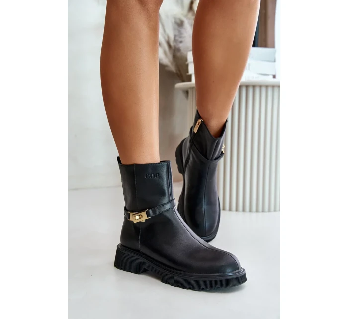 Dámske kožené členkové topánky s remienkom zateplené GOE Black Dámske kožené členkové topánky s remienkom zateplené GOE Black
