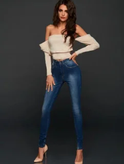 Dámske jeans D018 - ChickChick