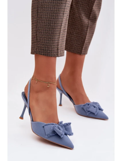 Sandále na podpätku model 224469 Vykročte štýlovo