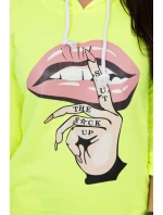 Šaty s delšími zády a barevným model 18742828 potiskem - K-Fashion Šaty s delšími zády a barevným model 18742828 potiskem - K-Fashion