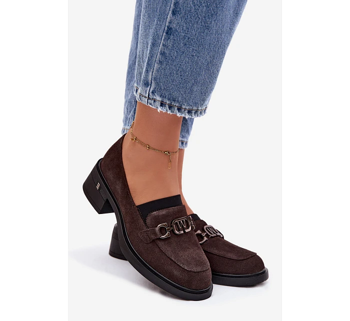 Dámské mokasiny z přírodního semiše na nízkém podpatku model 22100103 Čokoládové - VINCEZA Dámské mokasiny z přírodního semiše na nízkém podpatku model 22100103 Čokoládové - VINCEZA