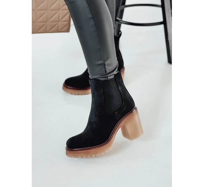 dámské kozačky na černé Dstreet model 21981379 - FashionStreet dámské kozačky na černé Dstreet model 21981379 - FashionStreet