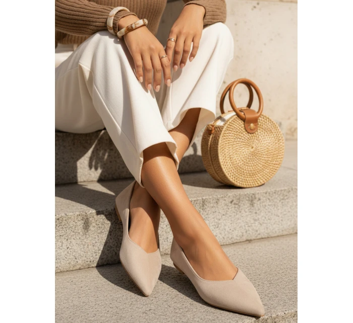 Dámske semišové baleríny so špicatou špičkou béžovej farby FashionStreet ZY1426