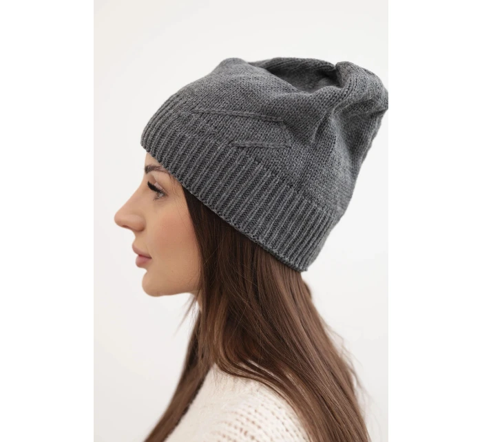 Dámska klasická zimná čiapka s jemným vzorom K379 graphite