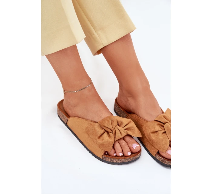 Klapki Damskie Na Korkowej Podeszwie Kokardką Camel Seressa Klapki Damskie Na Korkowej Podeszwie Kokardką Camel Seressa