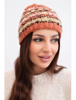 Dámska zimná čiapka s farebným vláknom a elastickou šnúrkou K352 červená