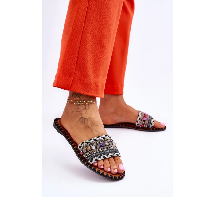 Damskie Zdobione Klapki Czarne Bellisa