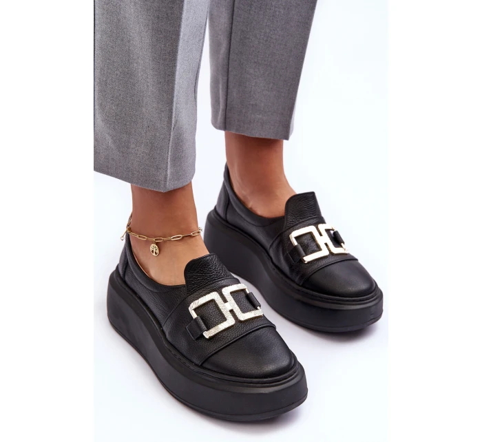 Kožené dámské polobotky na platformě černé Lewski model 21636284 - Boto