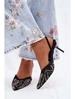 Ozdobené sandály s na jehlovém podpatku Černé model 22111307 - Boto