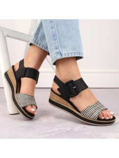 W kožené sandály na platformě model 21085440 - Rieker