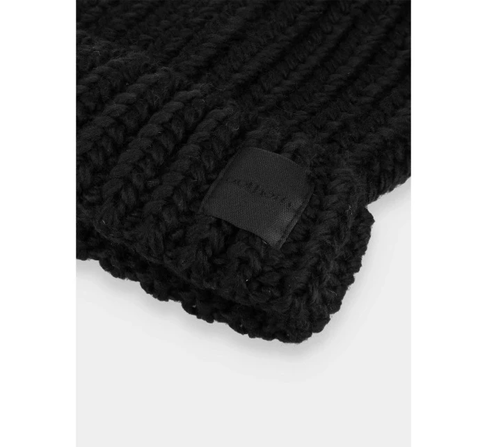 Dámska zimná čiapka Outhorn OTHAW22ACAPF049