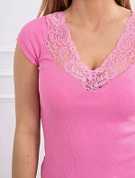 Blúzka s čipkovým výstrihom svetlo ružová