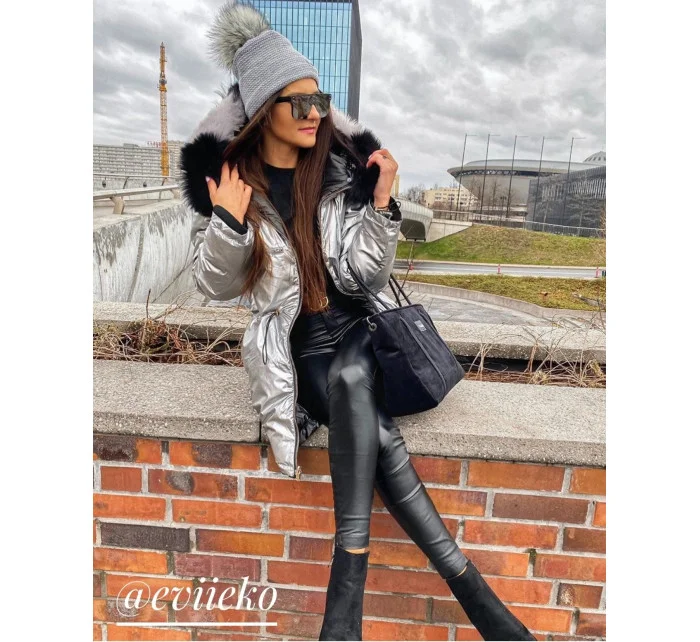 Čierna obojstranná dámska zimná bunda (1908)