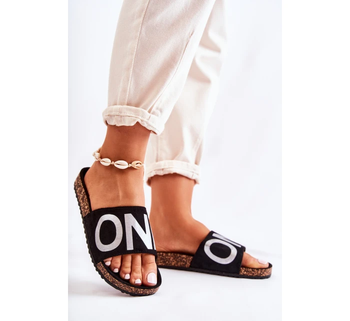 Klasyczne Wsuwane Klapki Z Napisem Czarno-Srebrne Bahari