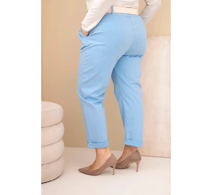 Dámske bavlnené nohavice s opaskom v modrej farbe