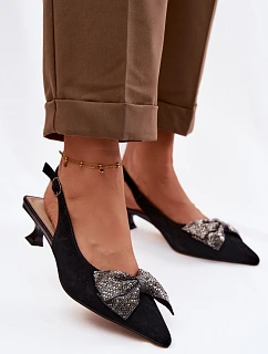 Kožené semišové sandály s mašlí na podpatku D&A CR61-3130 černé