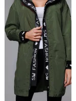 Tenká dámska bunda v khaki farbe s ozdobnou lemovkou (B8145-11) Tenká dámska bunda v khaki farbe s ozdobnou lemovkou (B8145-11)