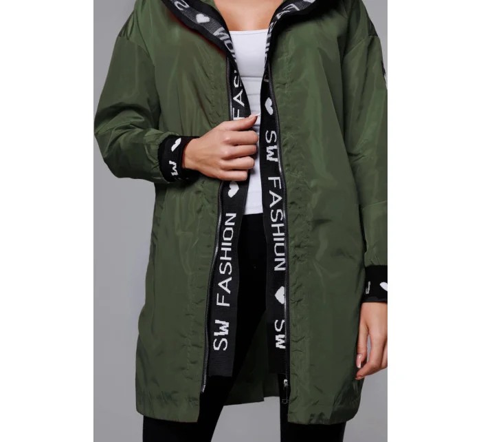 Tenká dámska bunda v khaki farbe s ozdobnou lemovkou (B8145-11) Tenká dámska bunda v khaki farbe s ozdobnou lemovkou (B8145-11)