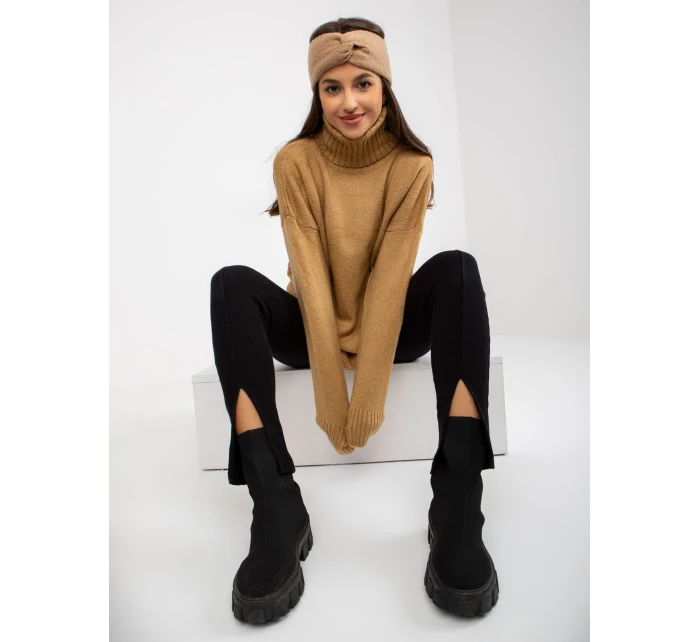 Sweter LC SW model 21755173 camelowy - FPrice Sweter LC SW model 21755173 camelowy - FPrice