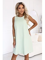 VICTORIA šaty bez rukávů s páskem – pistáciová model 22305972 - numoco VICTORIA šaty bez rukávů s páskem – pistáciová model 22305972 - numoco