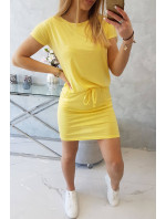 Viskózové šaty s krátkym rukávom a zaväzovaním v páse žltej